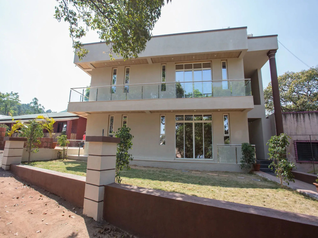OYO 11483 Hotel Oakwood