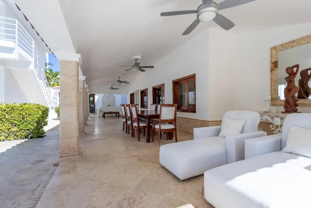 Beachfront 7BR Villa With Pool Maid Los Corales