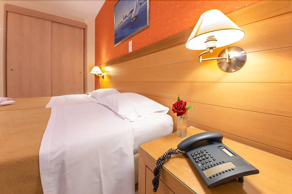 Avra Hotel