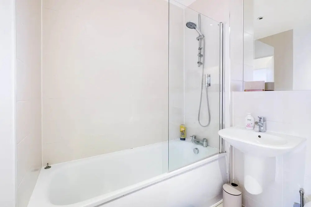 Bovet 3 Bedroom 1 Bathroom Apartment