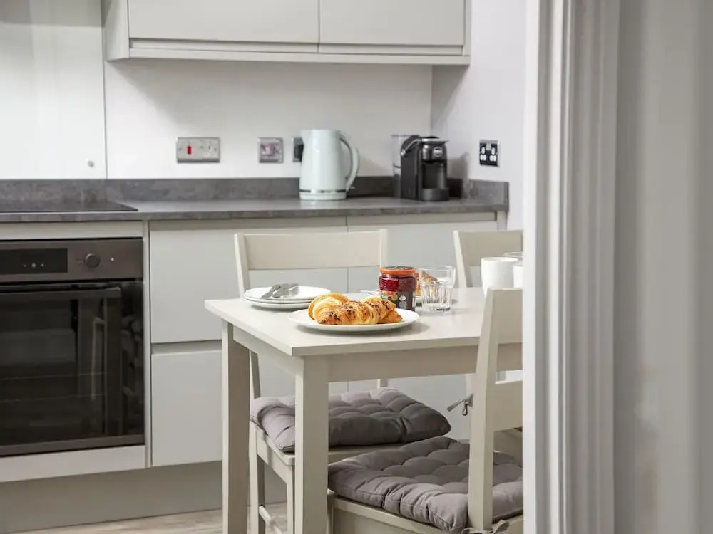 1 Wesley Mews