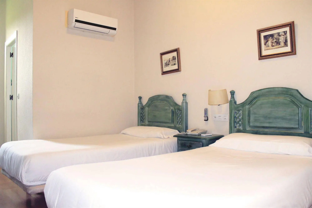 AACR Hotel Monteolivos