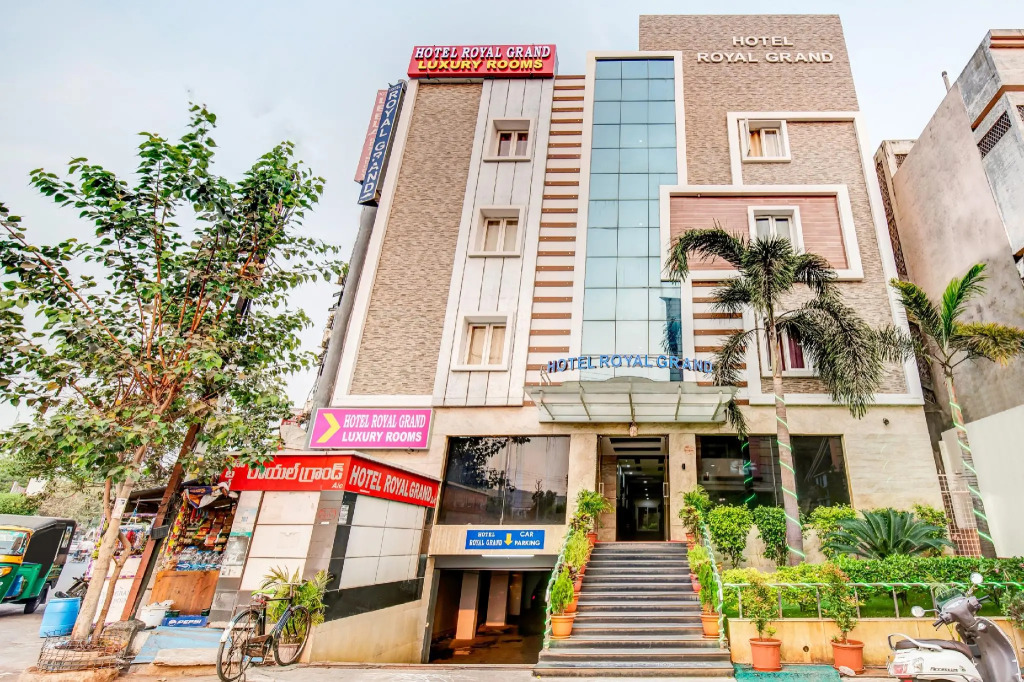 OYO 78835 Hotel Royal Grand