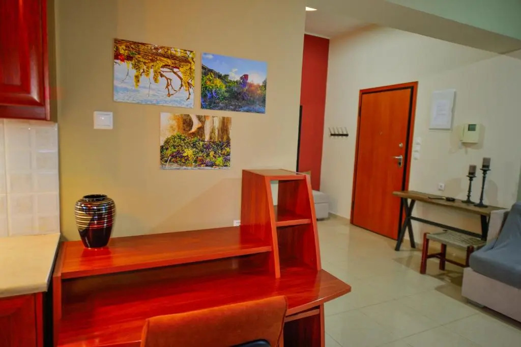 Mpoulakis Apartment 98
