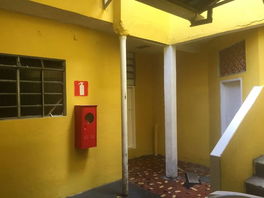 Friends & Hostels