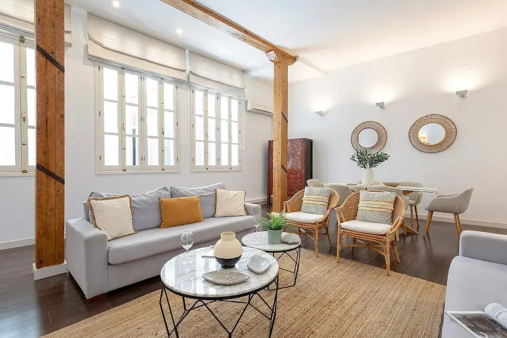 Wonderful Duplex Located in the Center of Malaga. Larios II