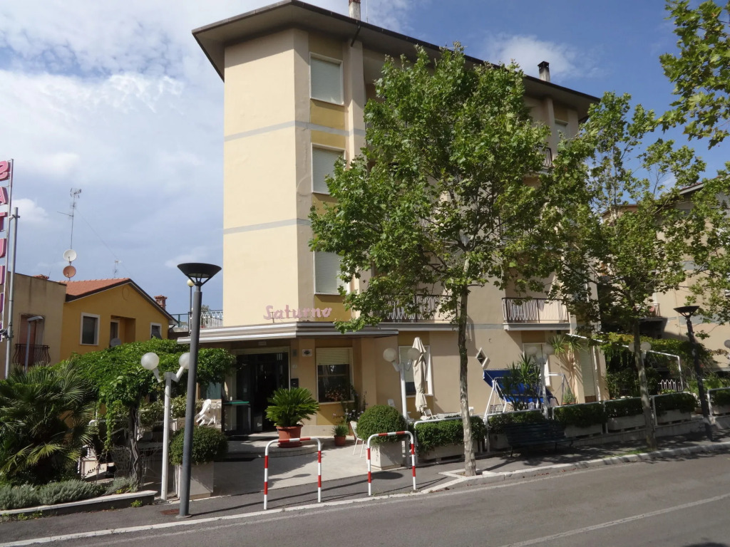 Hotel Saturno