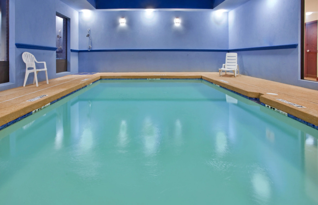 Holiday Inn Express & Suites Laurel by IHG