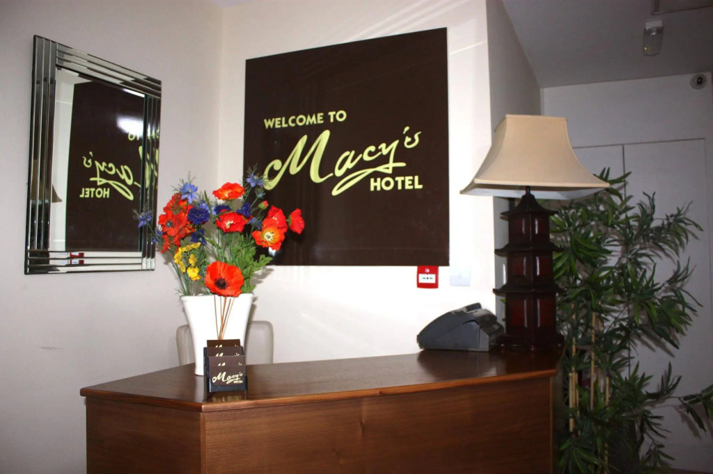 MacyS Hotel