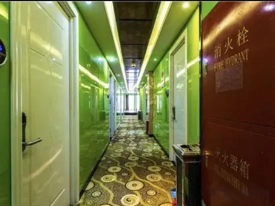 Shanghai Aige Fashion Hotel