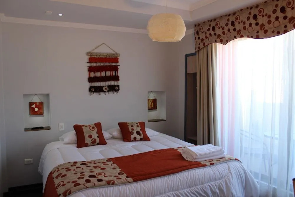Hotel Ovalle Suite