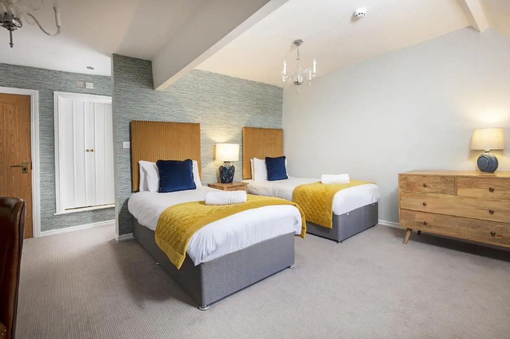 Manor House Hotel