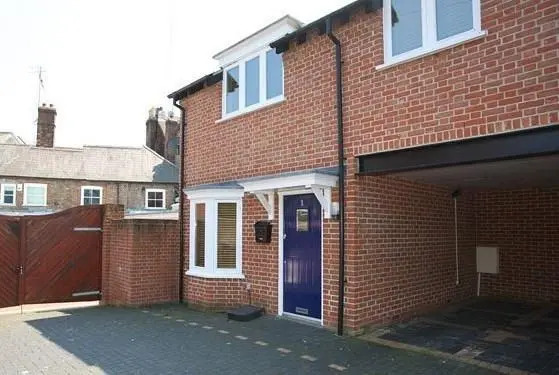 Magnolia House - Beautiful Townhouse in Old Town Poole