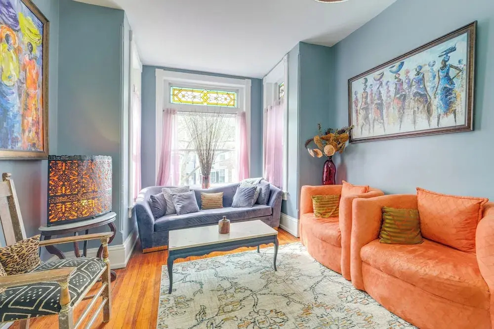 Historic Georgetown Townhome: Walkable Location!