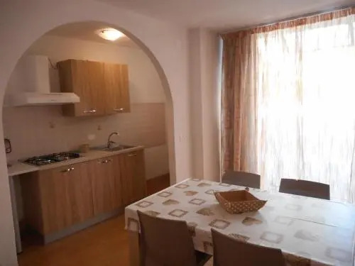 Casa Bianca Village Apartments