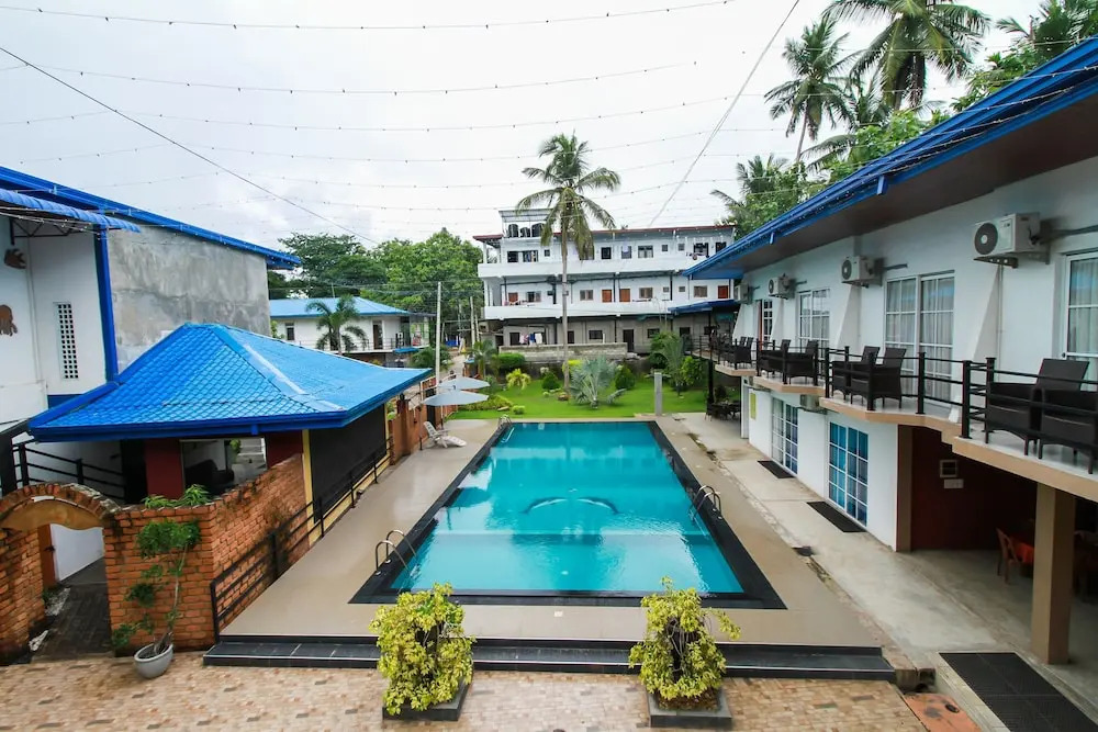 OYO 242 Dhanamuthu Hotel And Banquets