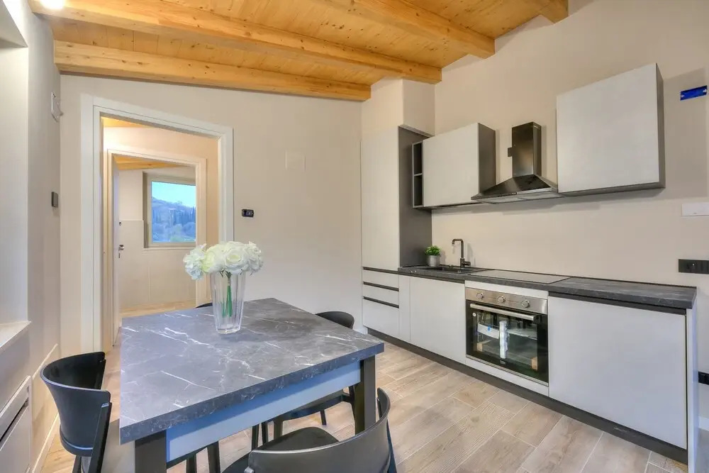 Ricomilla-ulivo -balcony, Garden & Privat