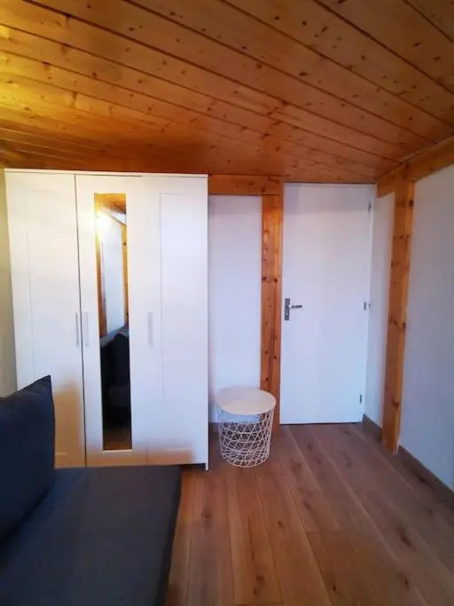 La Croisade-Studio-Hyper centre Tassin- Suite 2