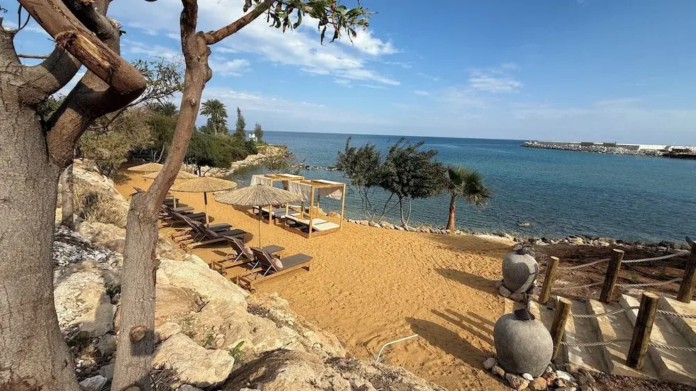 Sirena Bay Beach House and Luxury Suites