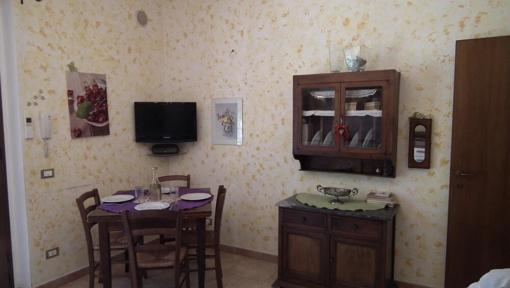 Apartment With one Bedroom in Viareggio, With Wonderful Mountain View