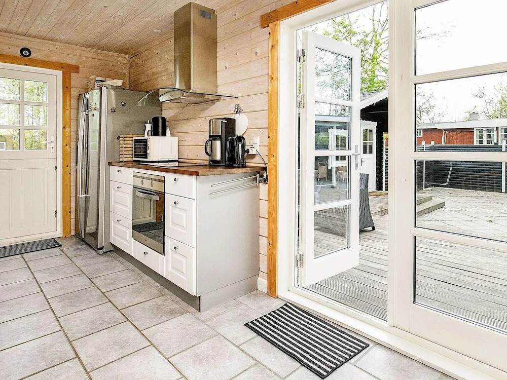 Pleasing Holiday Home in Syddanmark near Sea