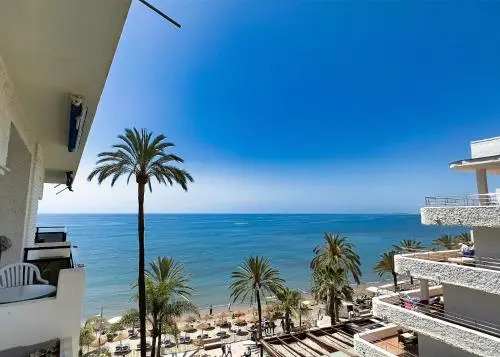 Lovely 1 Bed Apartment with Wi-Fi + Sea Views in Skol Marbella