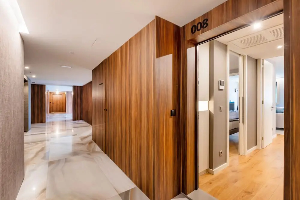 Renovato Deluxe Apartment