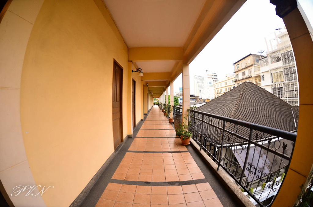 Silom Village Inn