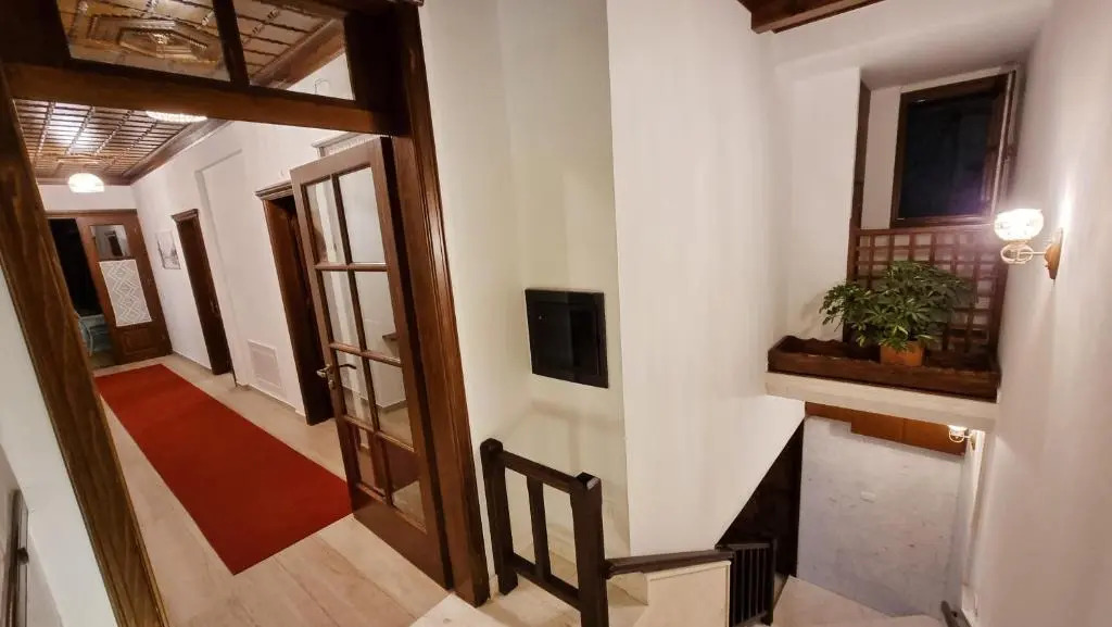Master Hotel
