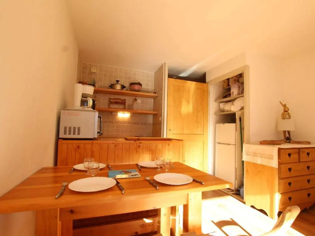 Appartement Serre Chevalier, 1 pièce, 4 personnes - FR-1-330E-61