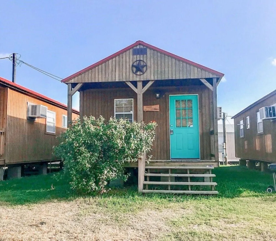 JJB Cabins