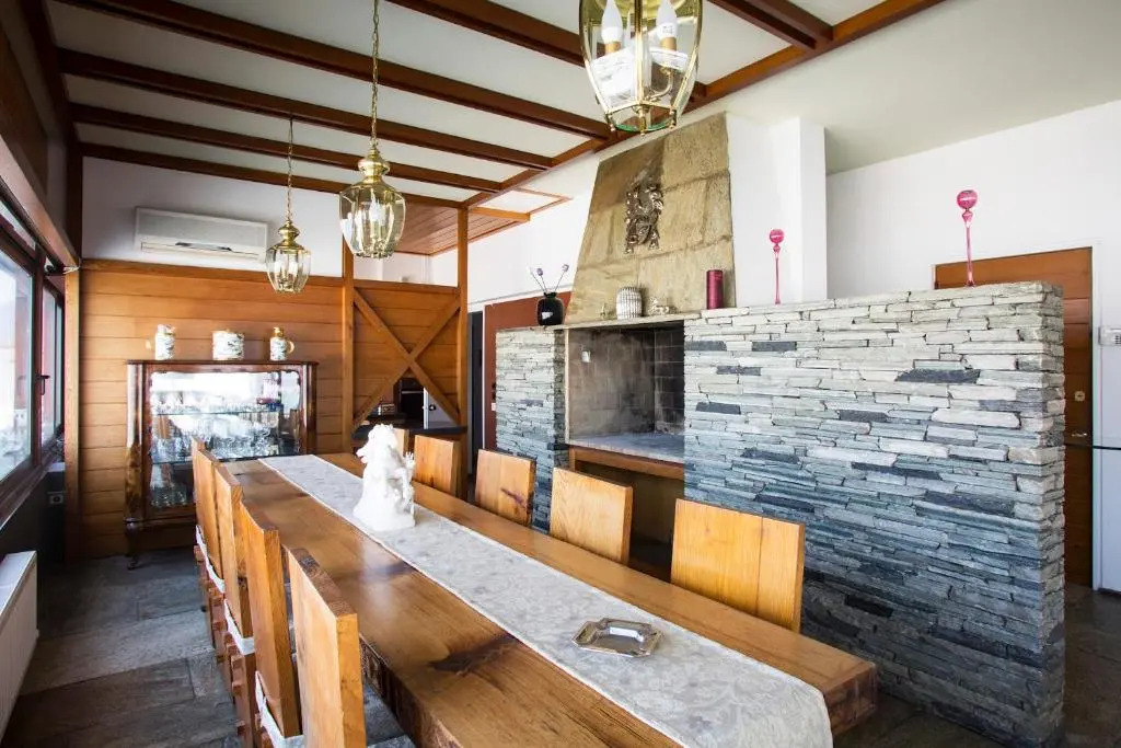 Exclusive apt with panoramic views! - ST8