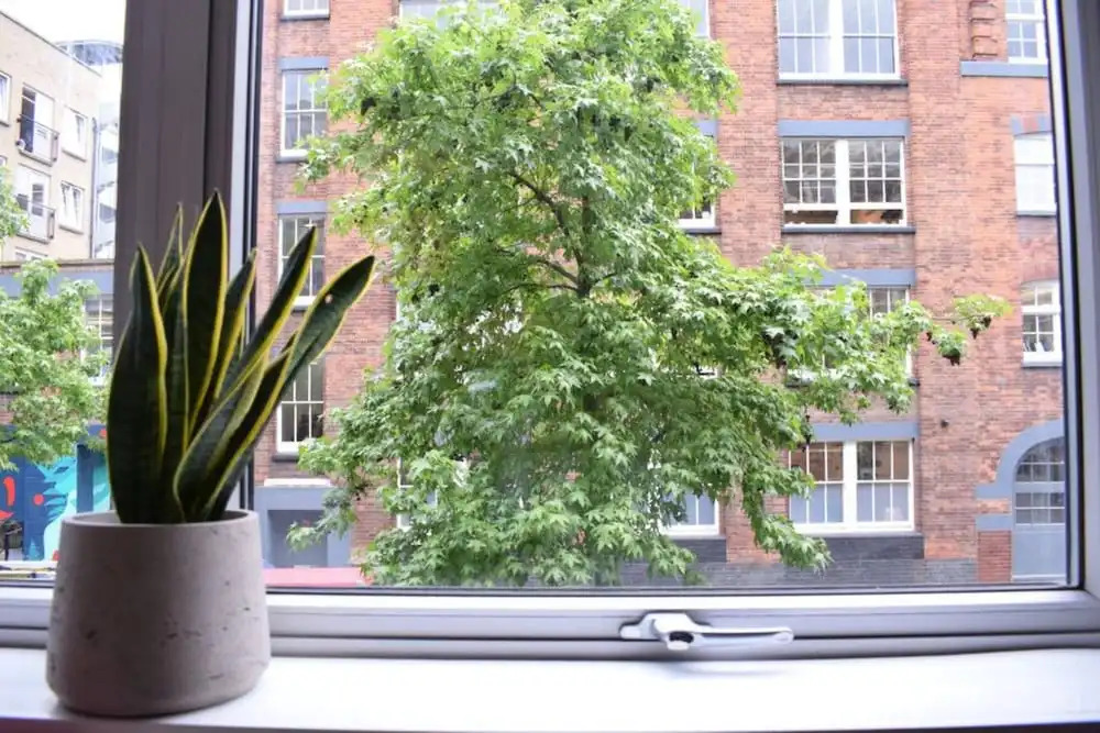 2 Bedroom Flat In Farringdon