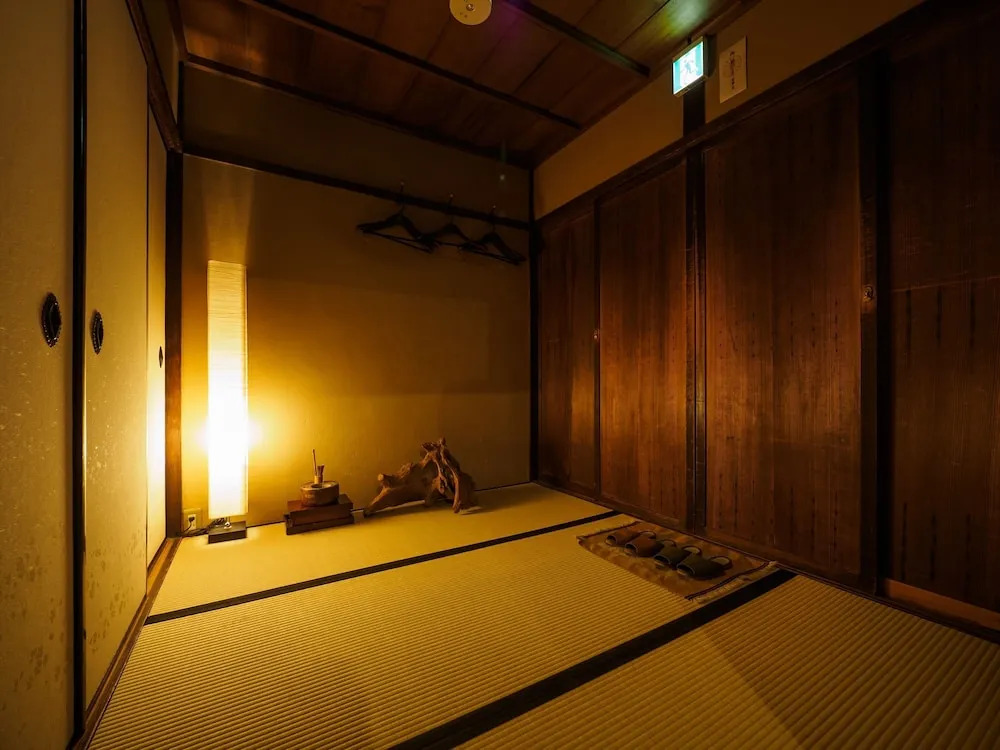 100 years old traditional Kyoto Machiya townhouse - Ks Villa