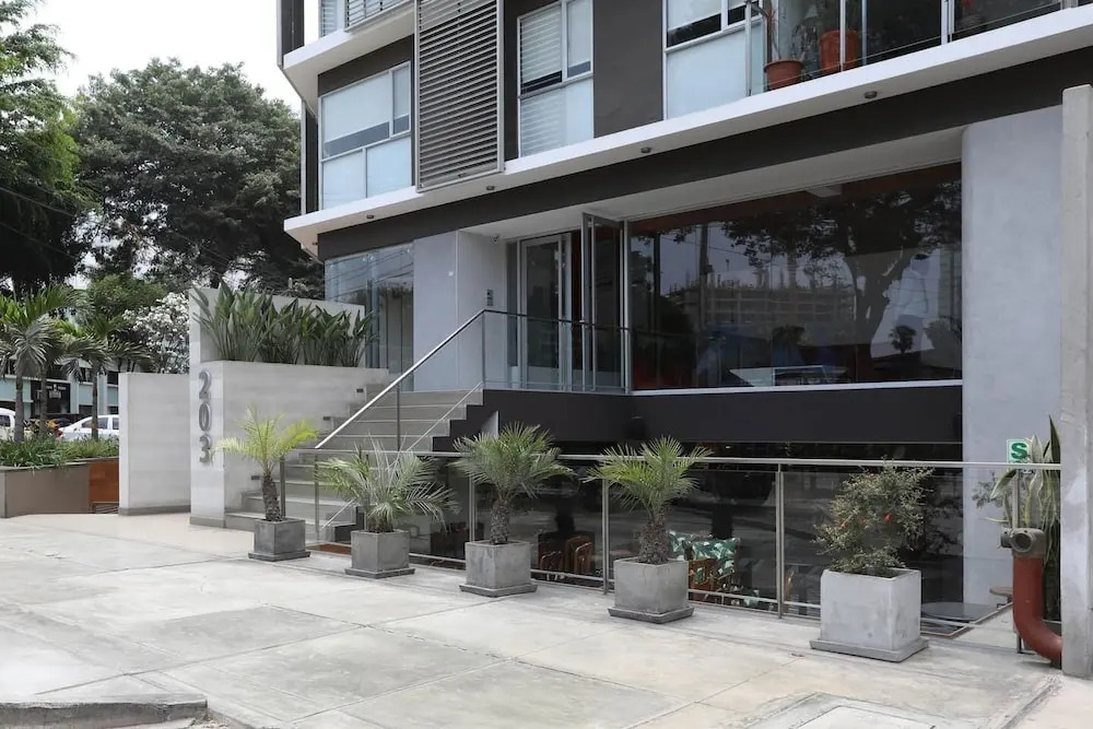 Moderno dpto en Barranco con piscina y gimnasio