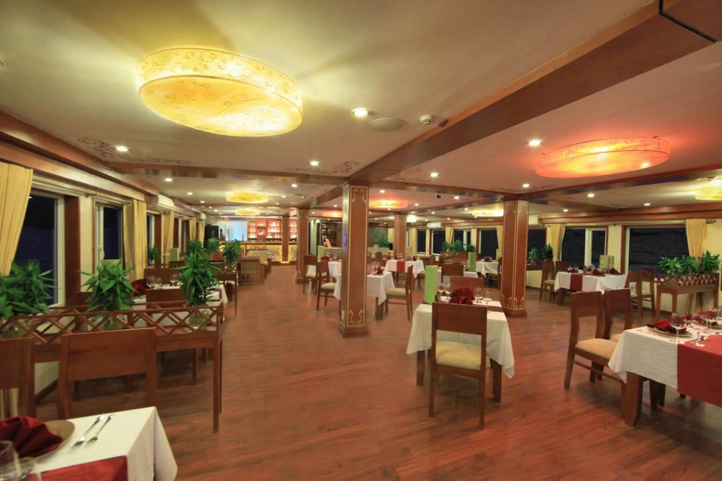 Huong Hai Sealife Cruise