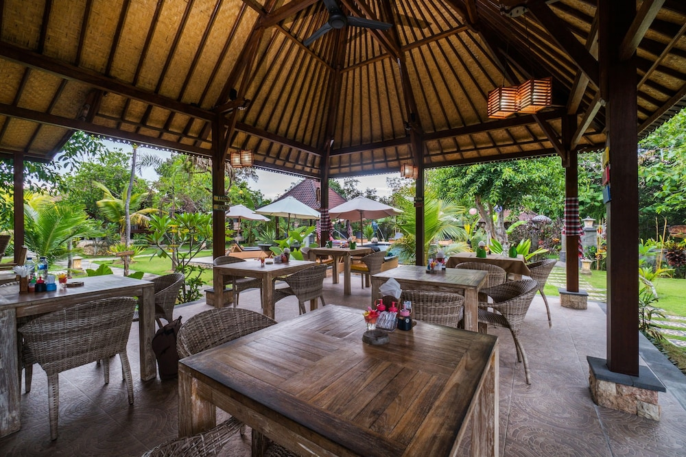 Sunset Garden Nusa Lembongan