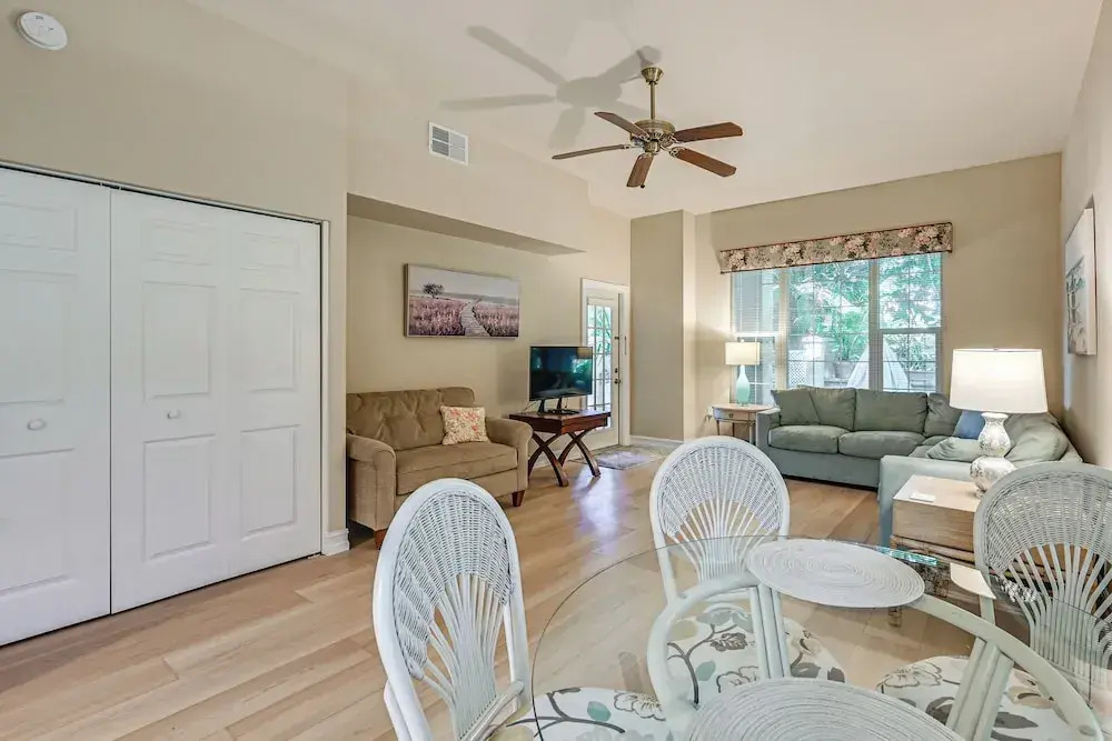 3 Mi to 5th Ave South: Quiet Getaway w/ Garden