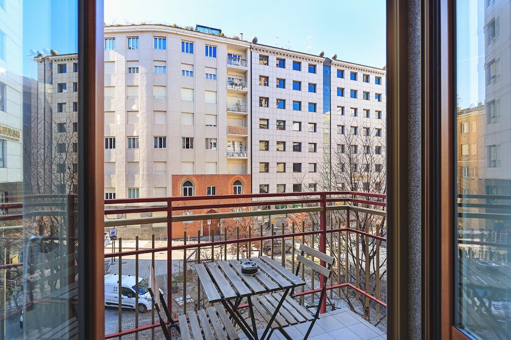 easyhomes - Piazza Erculea