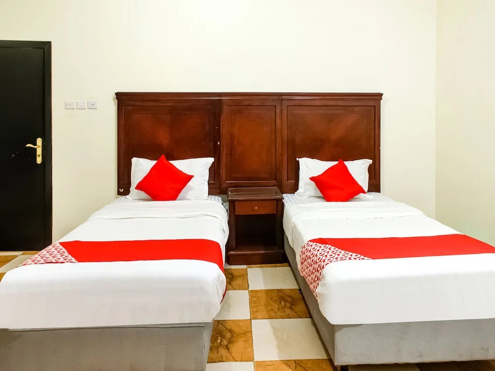 OYO 492 Rose Plaza For Housing Units