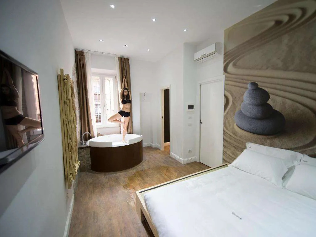 7 Inn Spanish Steps