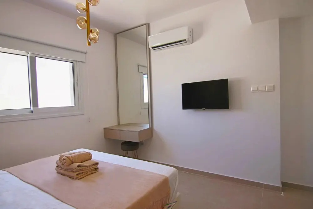 Phaedrus Living: Seaview Luxury Flat Limnaria 151