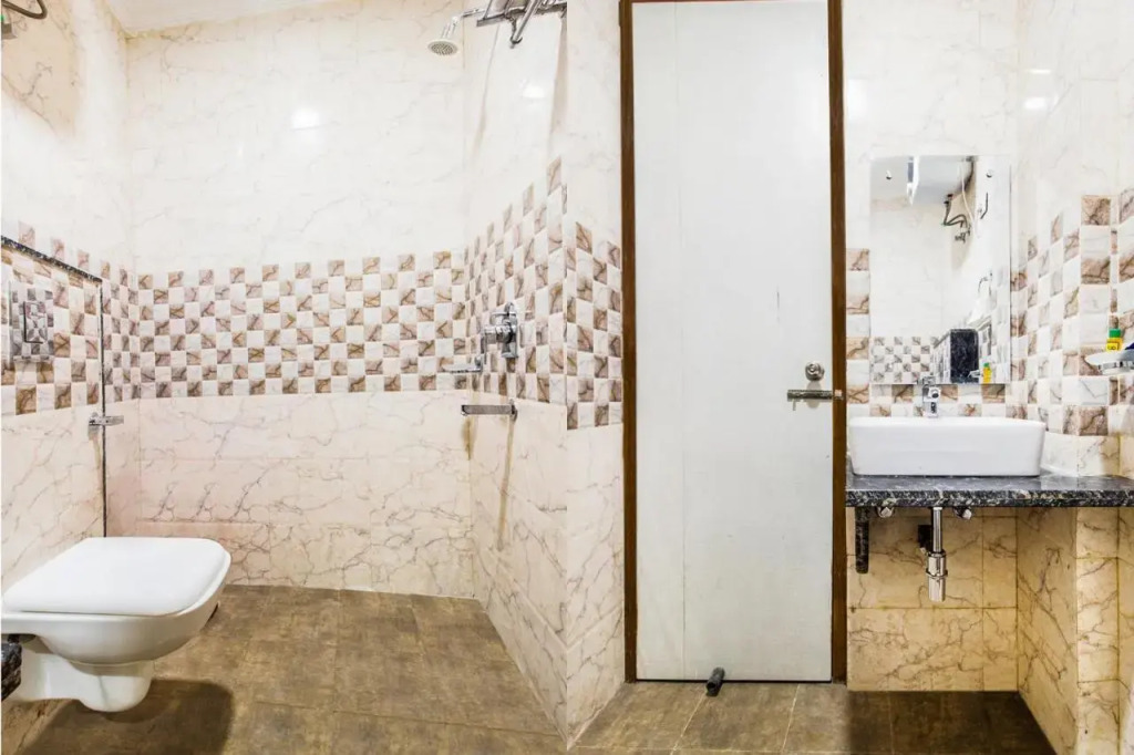 FabHotel Olivia Suite