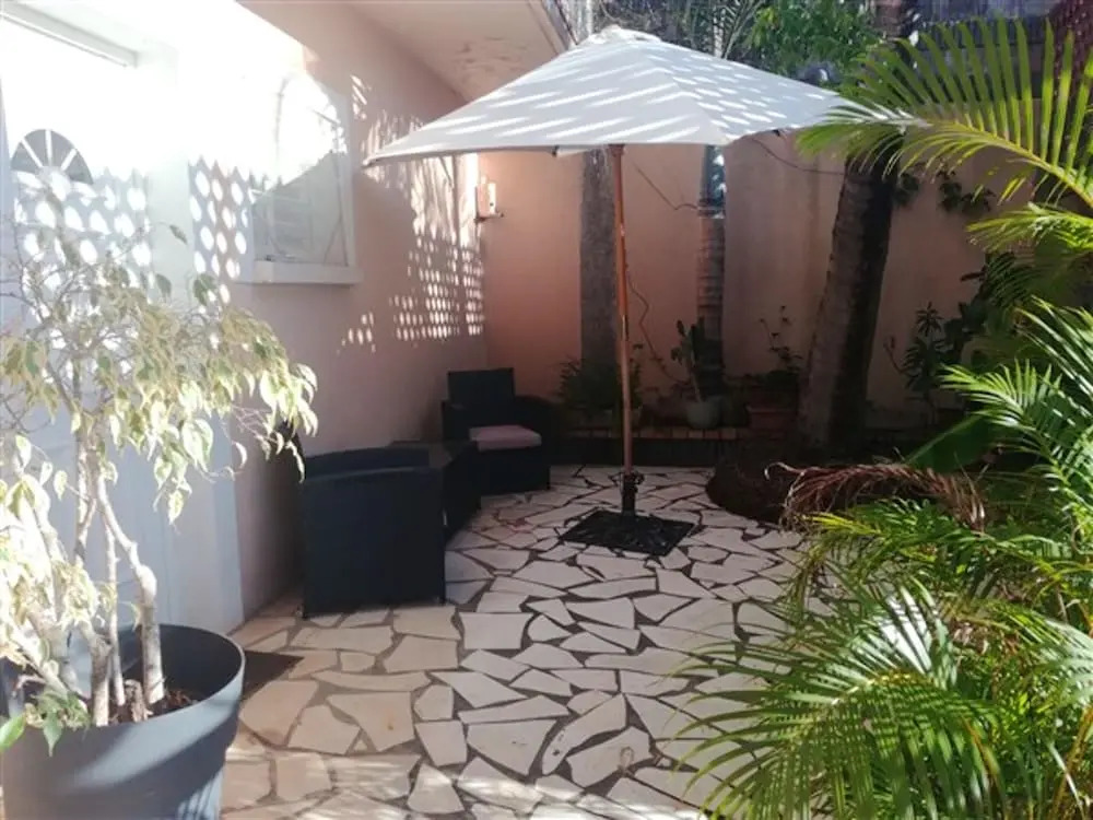 Studio In Saint Denis With Furnished Terrace And Wifi