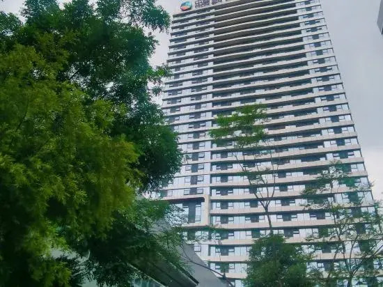 Aaronstone apartment hotel