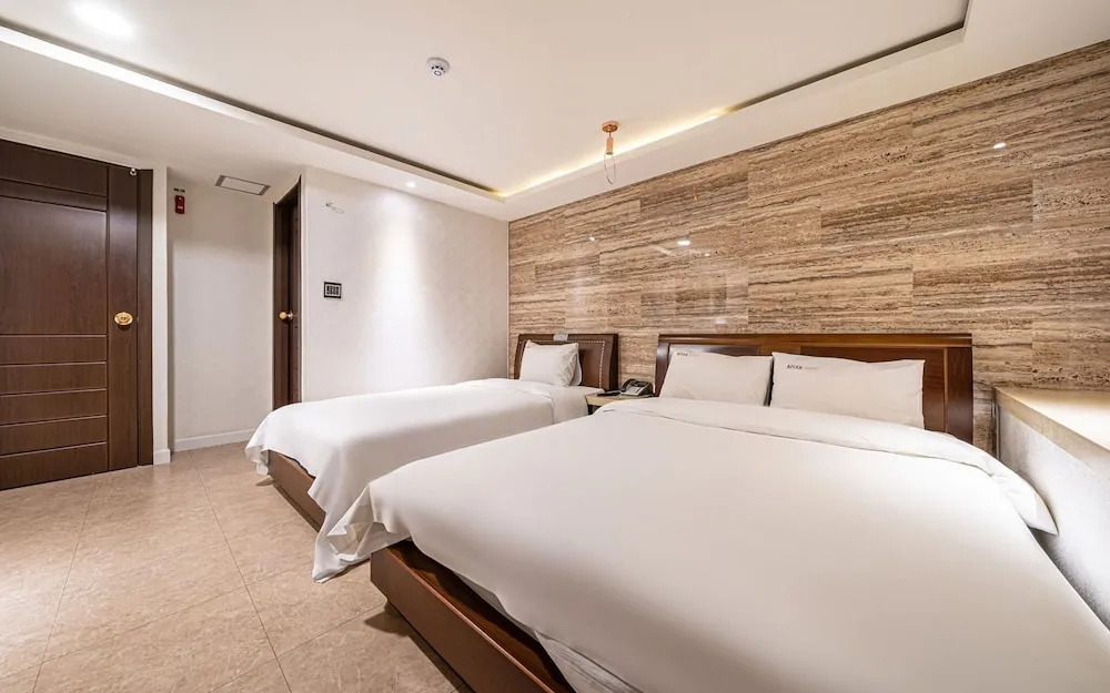 Yangpyeong River House