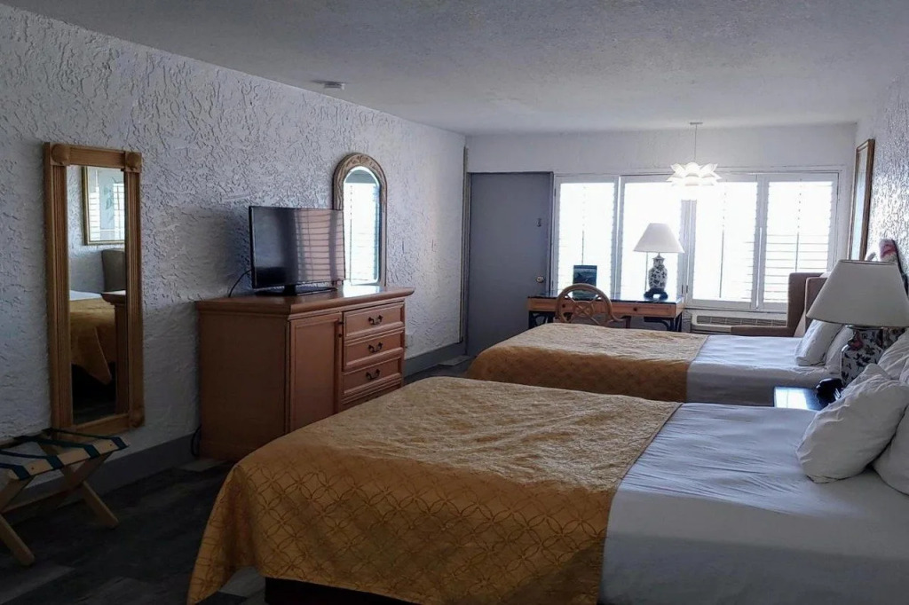 Casa Loma Panama City Beach - Beachfront