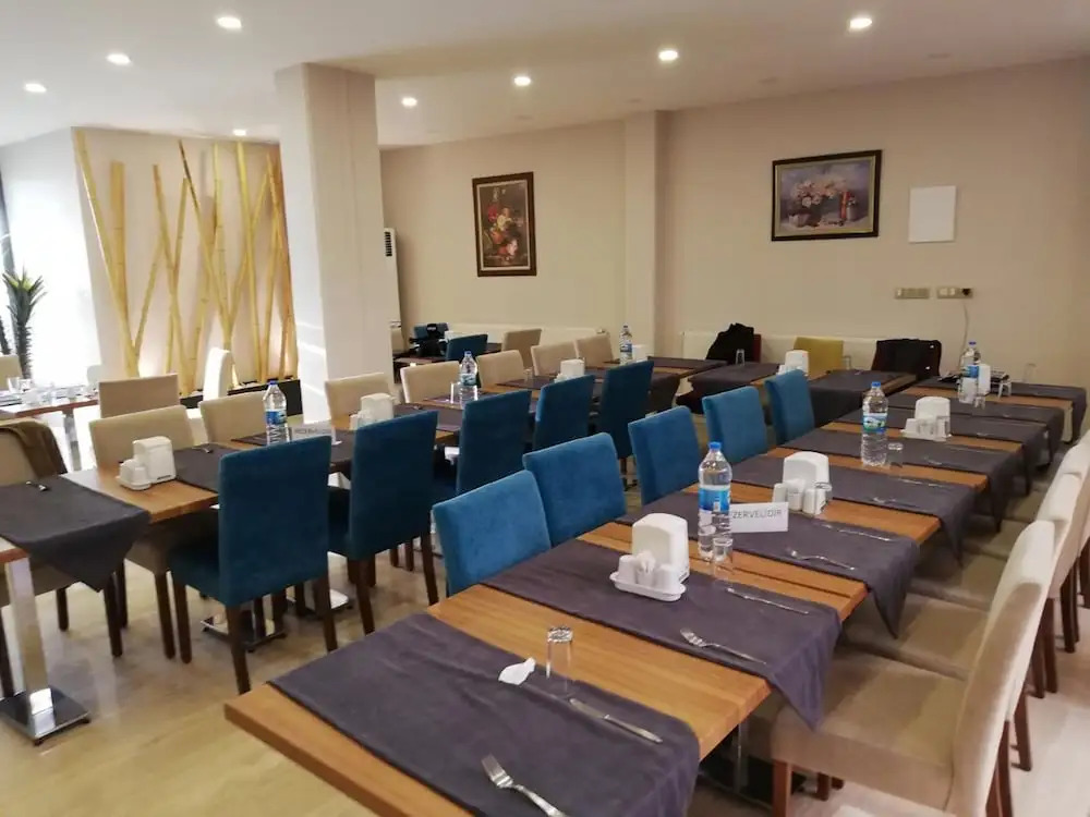 Piskin Hotel