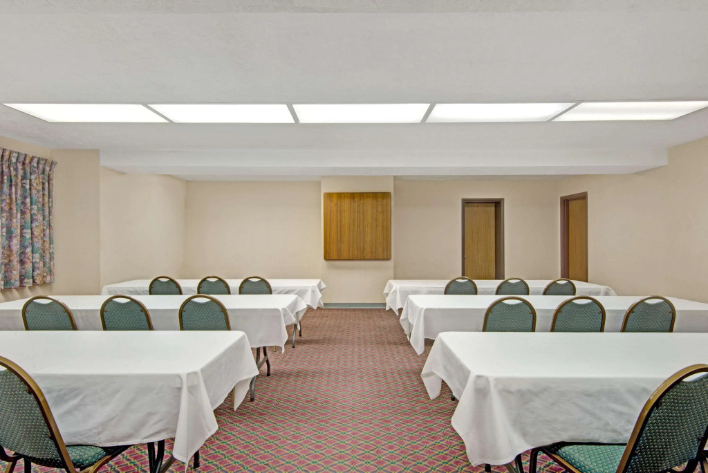 Days Inn by Wyndham Washington