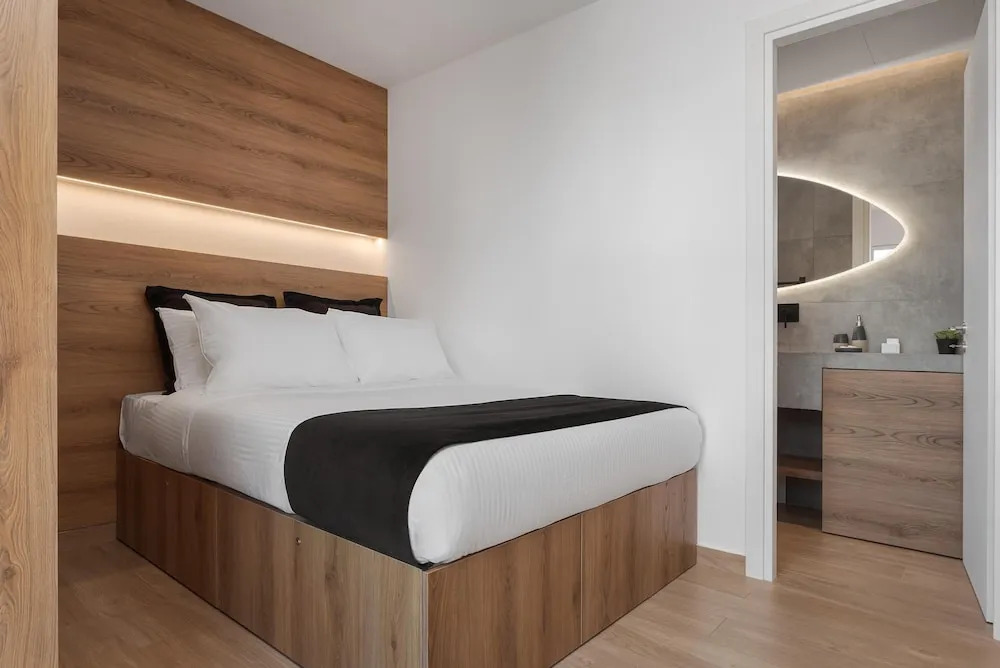 Athenian Riviera Seaside Suite